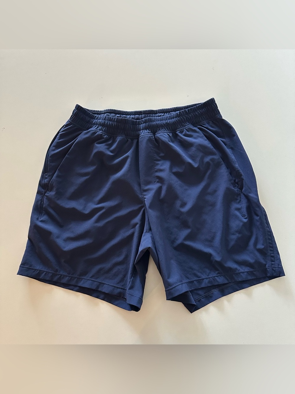 Lululemon Pace Breaker Linerless Shorts 7” Blue M Men’s Athletic
Really nice u